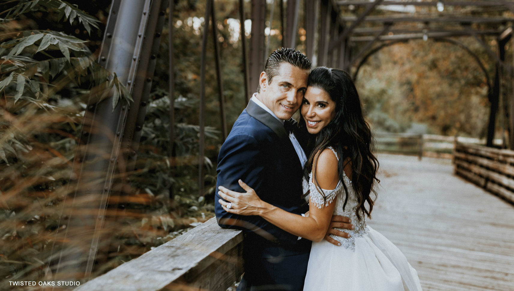 Bride and Groom Bridge Wedding Photos